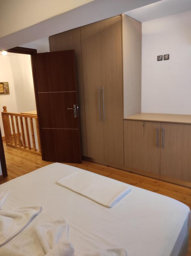 Astradeni Luxury Apartments Kratir Páloi Exterior foto